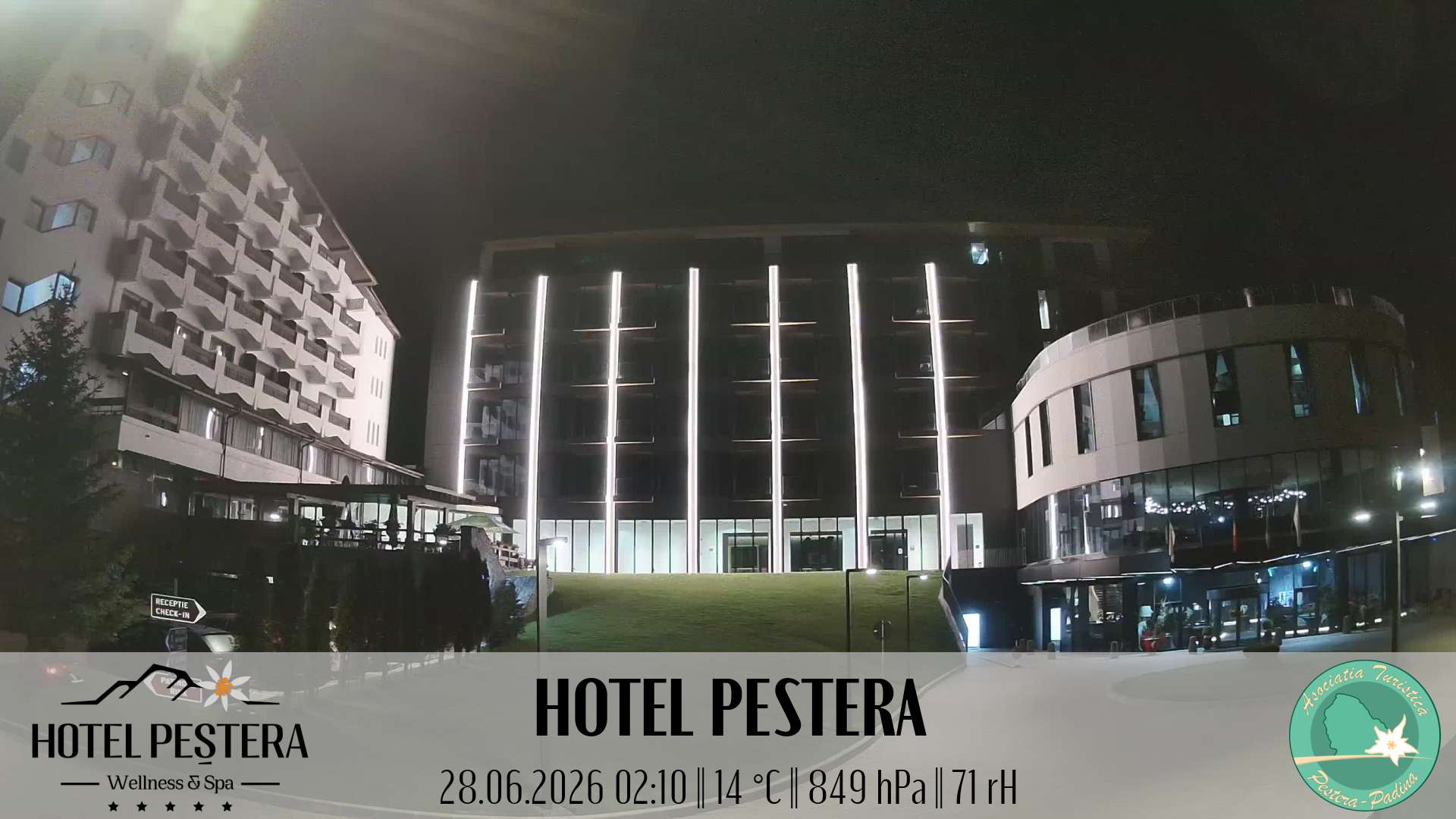 Imagine live Hotel Peștera, Hotel Peștera, Munții Bucegi