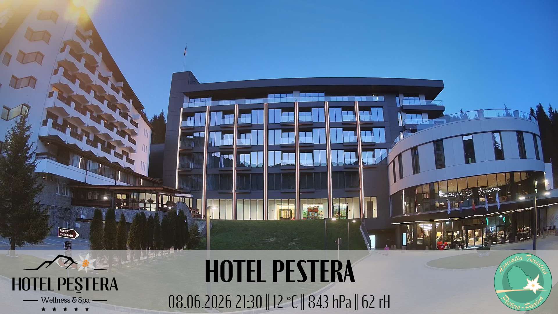 Imagine live Hotel Peștera, Hotel Peștera, Munții Bucegi