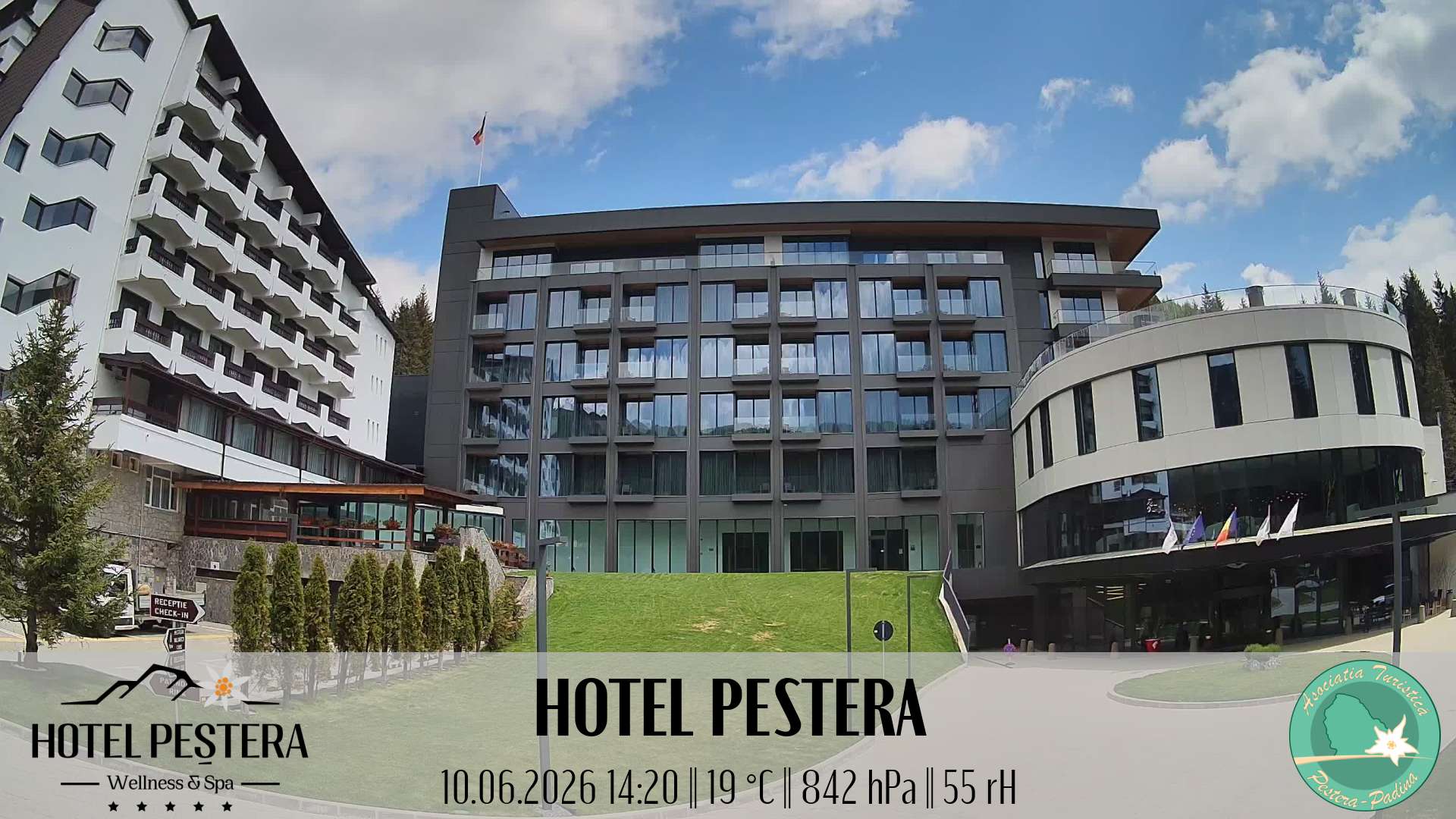 Imagine live Hotel Peștera, Hotel Peștera, Munții Bucegi
