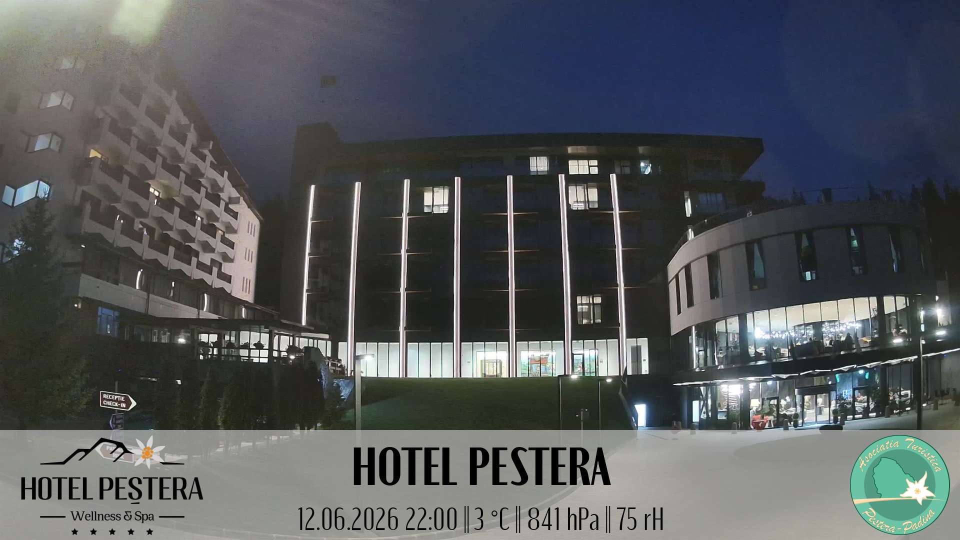 Imagine live Hotel Peștera, Hotel Peștera, Munții Bucegi