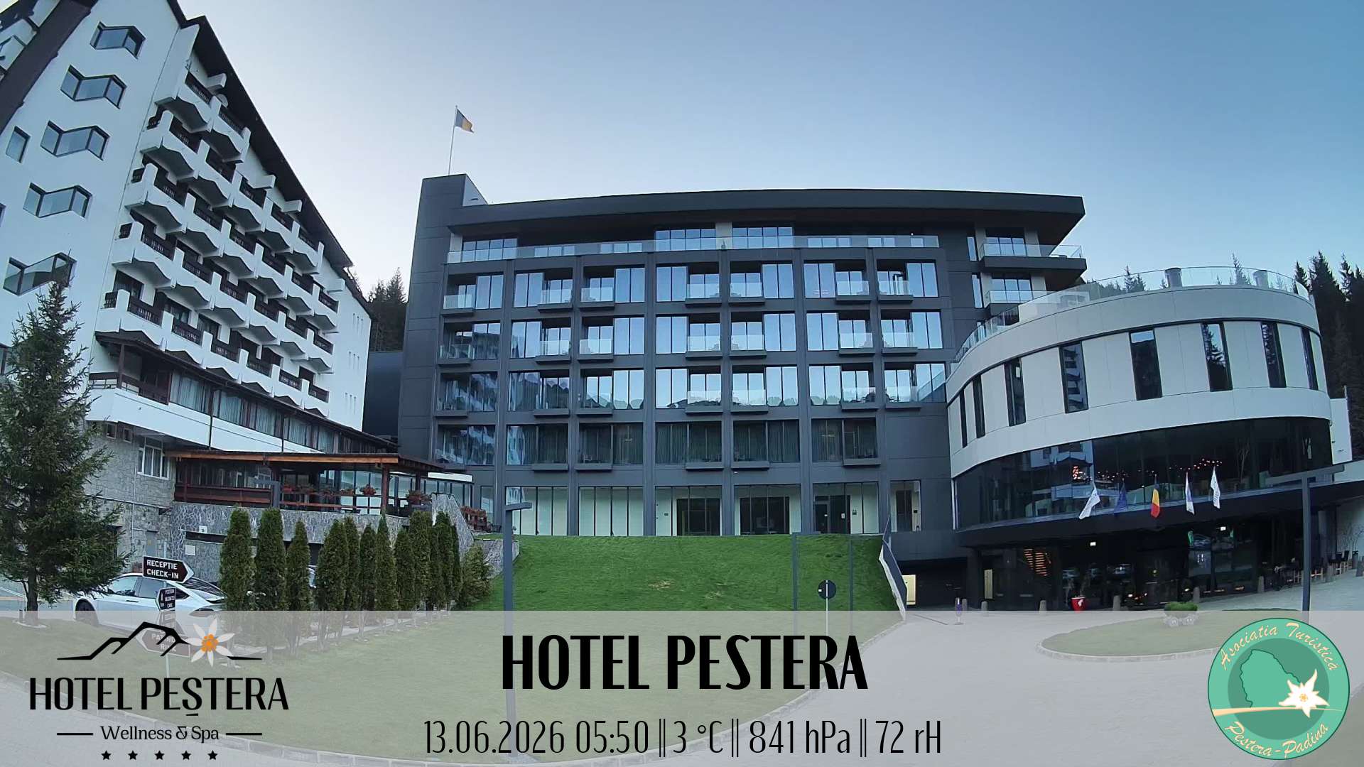 Imagine live Hotel Peștera, Hotel Peștera, Munții Bucegi