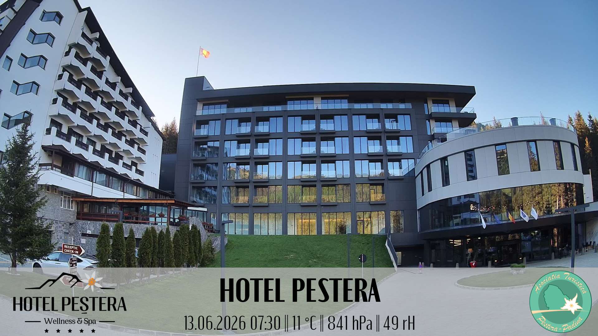Imagine live Hotel Peștera, Hotel Peștera, Munții Bucegi