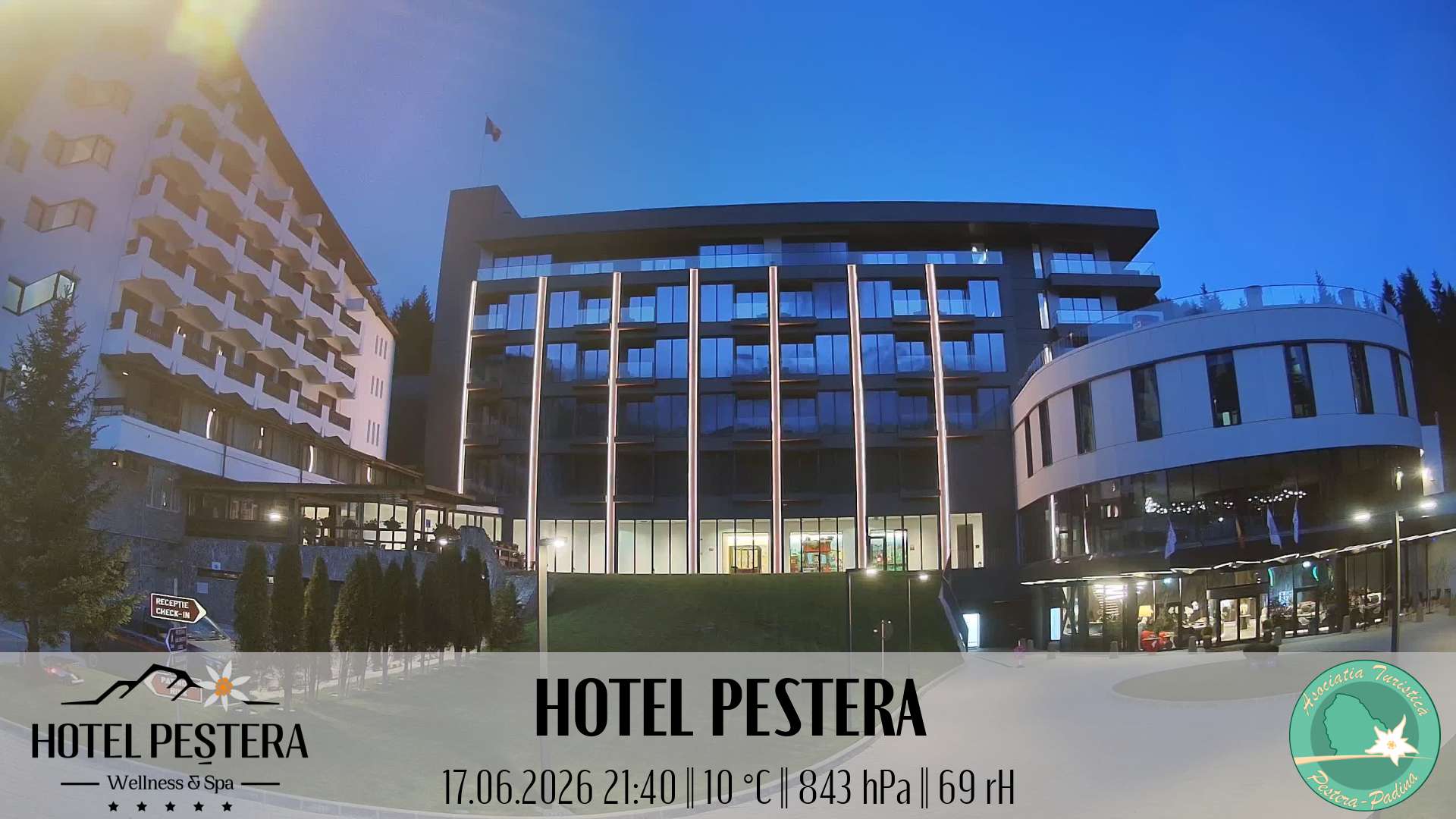 Imagine live Hotel Peștera, Hotel Peștera, Munții Bucegi