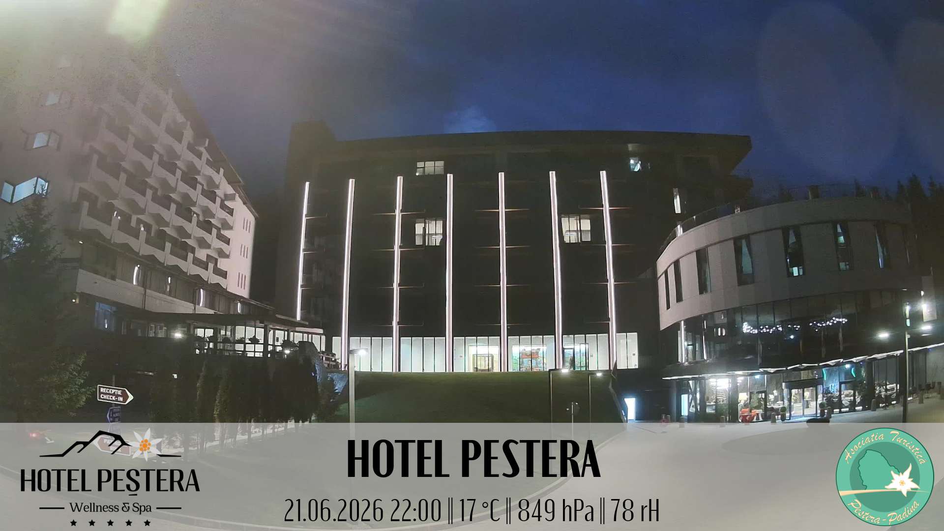 Imagine live Hotel Peștera, Hotel Peștera, Munții Bucegi