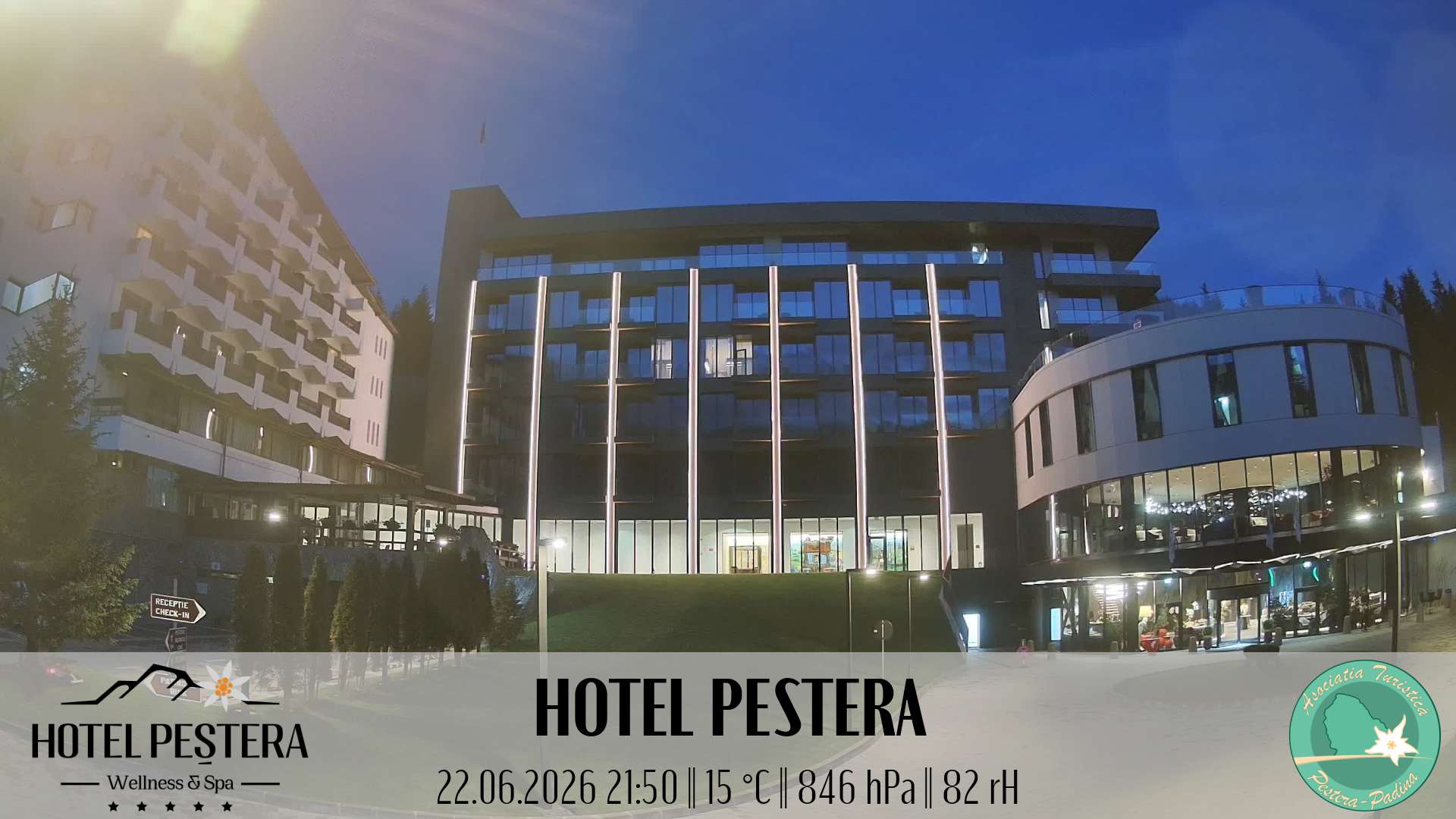 Imagine live Hotel Peștera, Hotel Peștera, Munții Bucegi