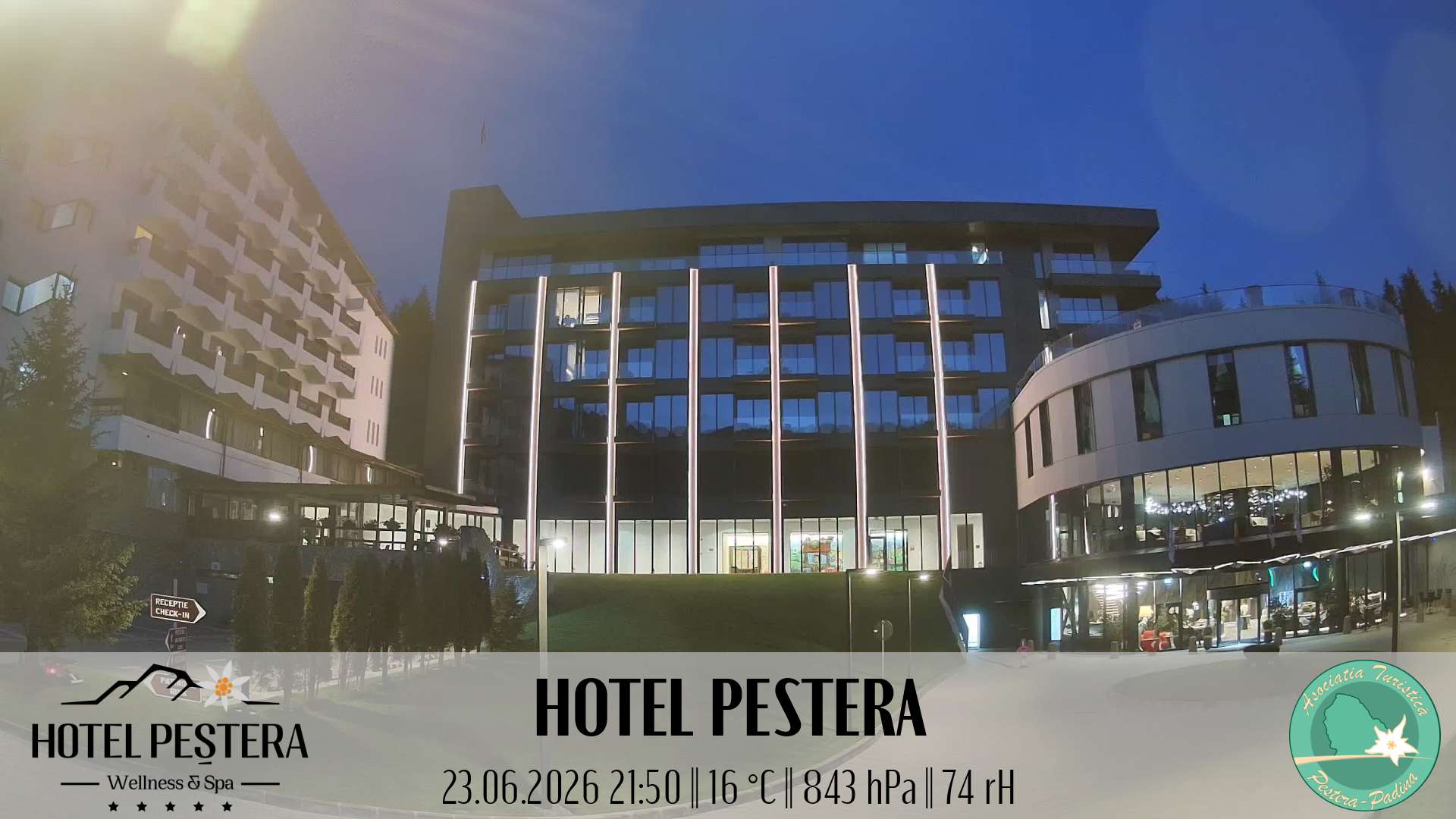 Imagine live Hotel Peștera, Hotel Peștera, Munții Bucegi