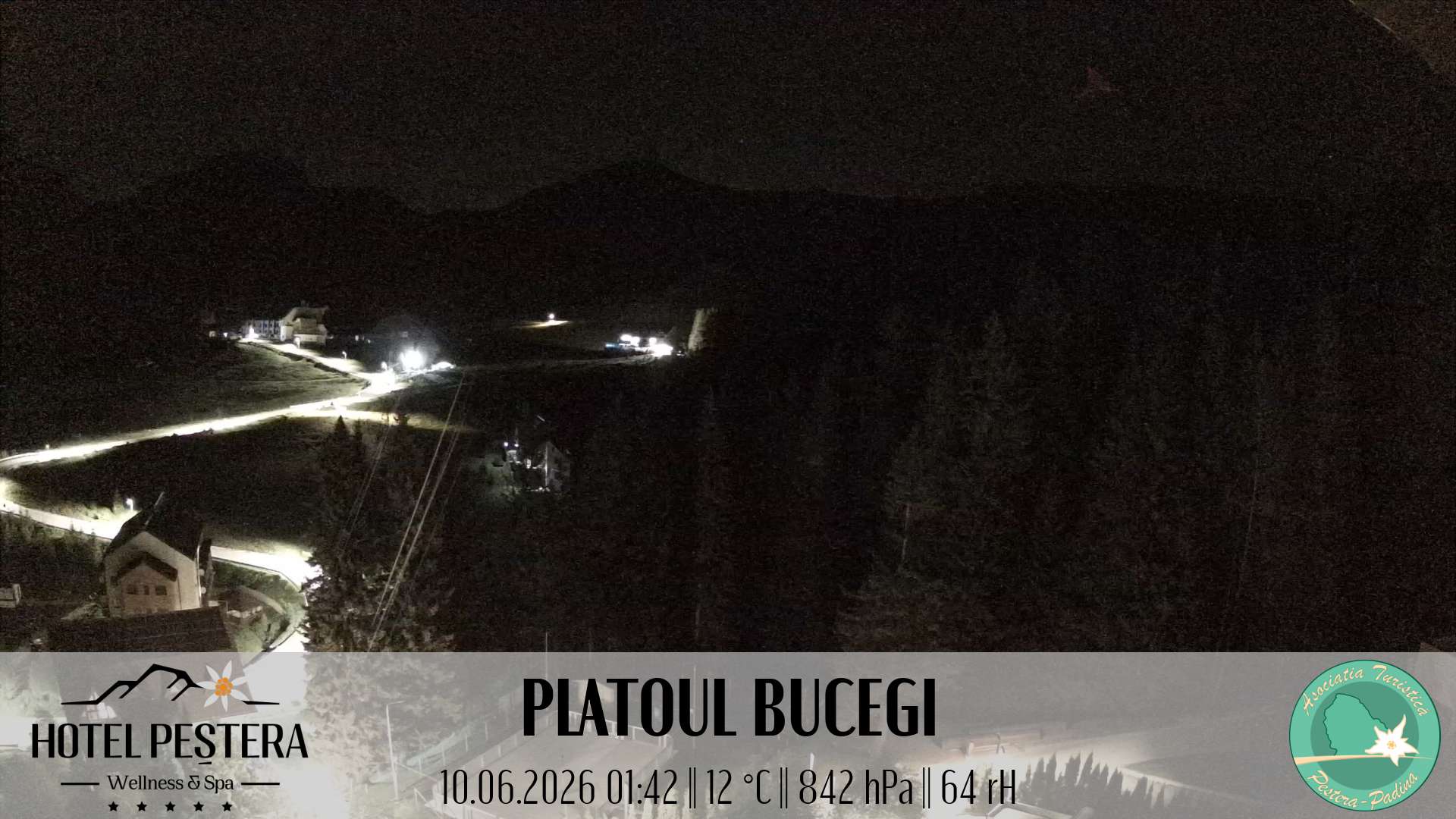 Imagine live Platoul Bucegi, Hotel Peștera, Munții Bucegi