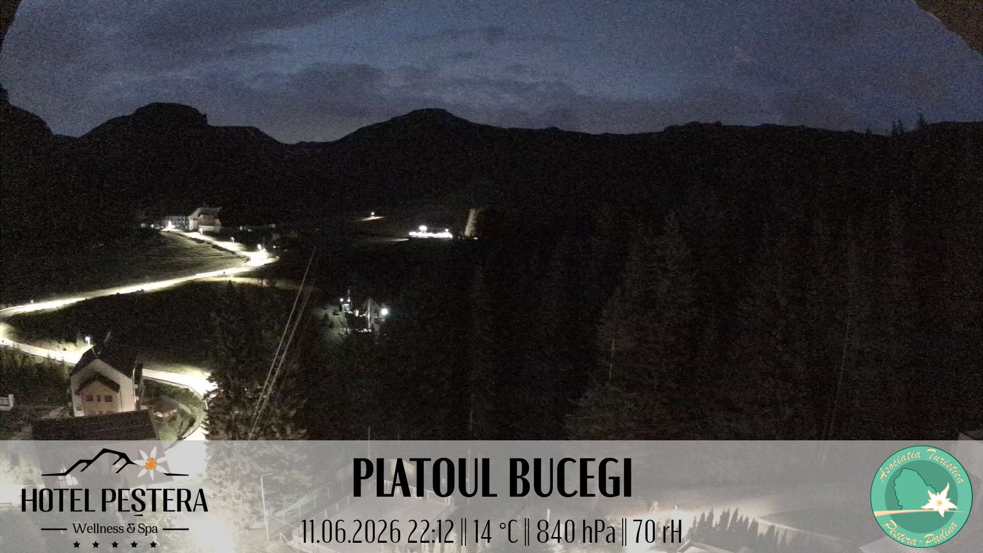 Imagine live Platoul Bucegi, Hotel Peștera, Munții Bucegi