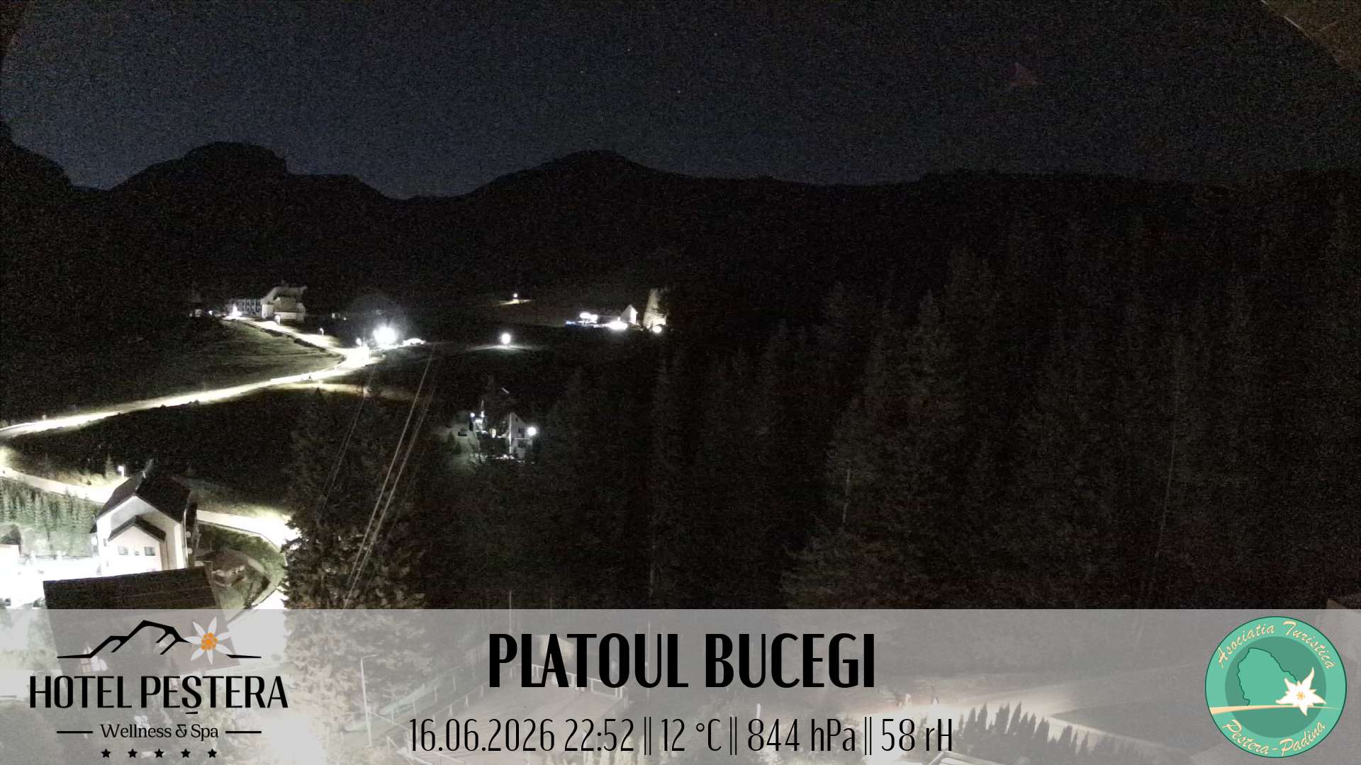 Imagine live Platoul Bucegi, Hotel Peștera, Munții Bucegi