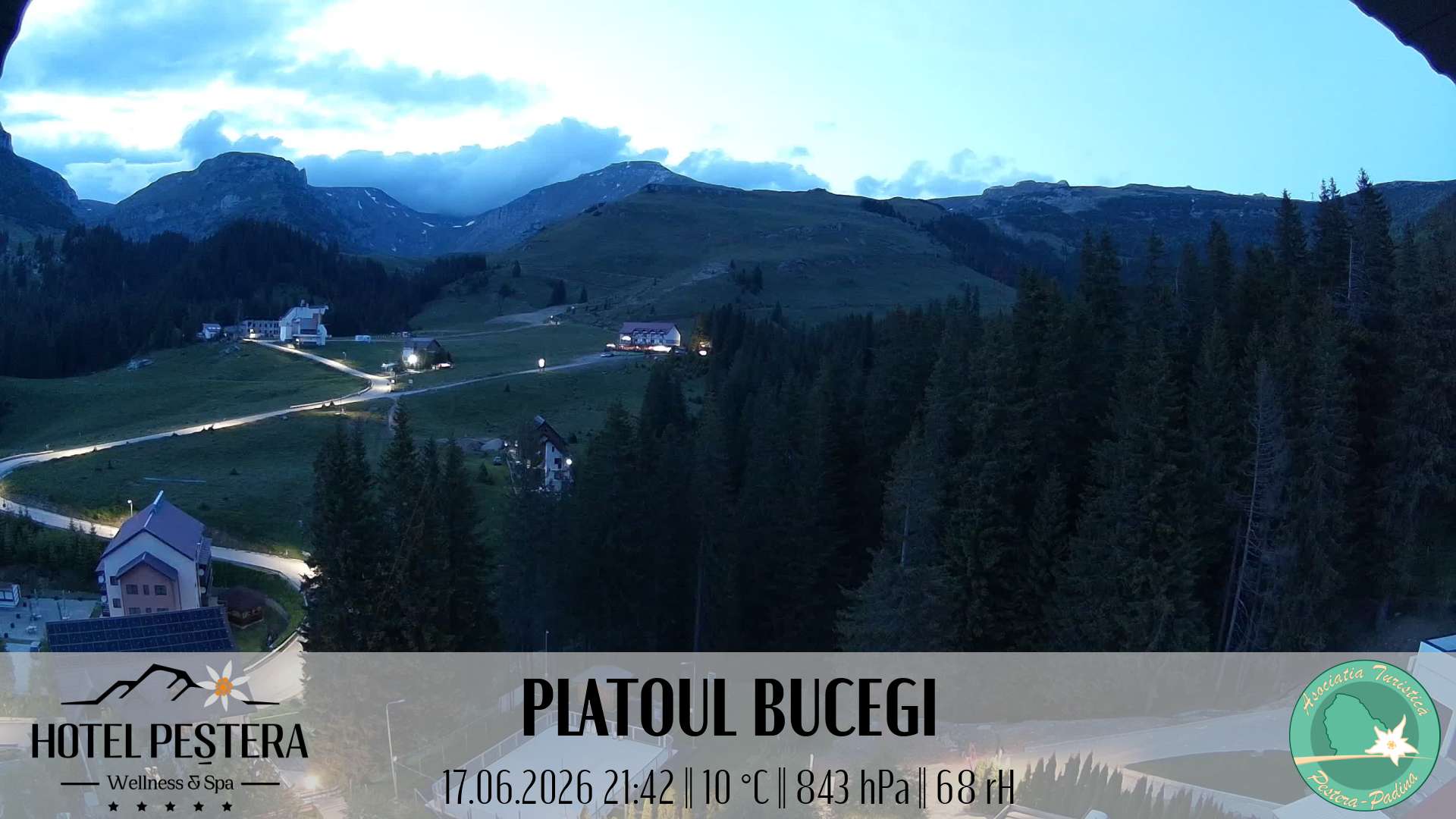 Imagine live Platoul Bucegi, Hotel Peștera, Munții Bucegi