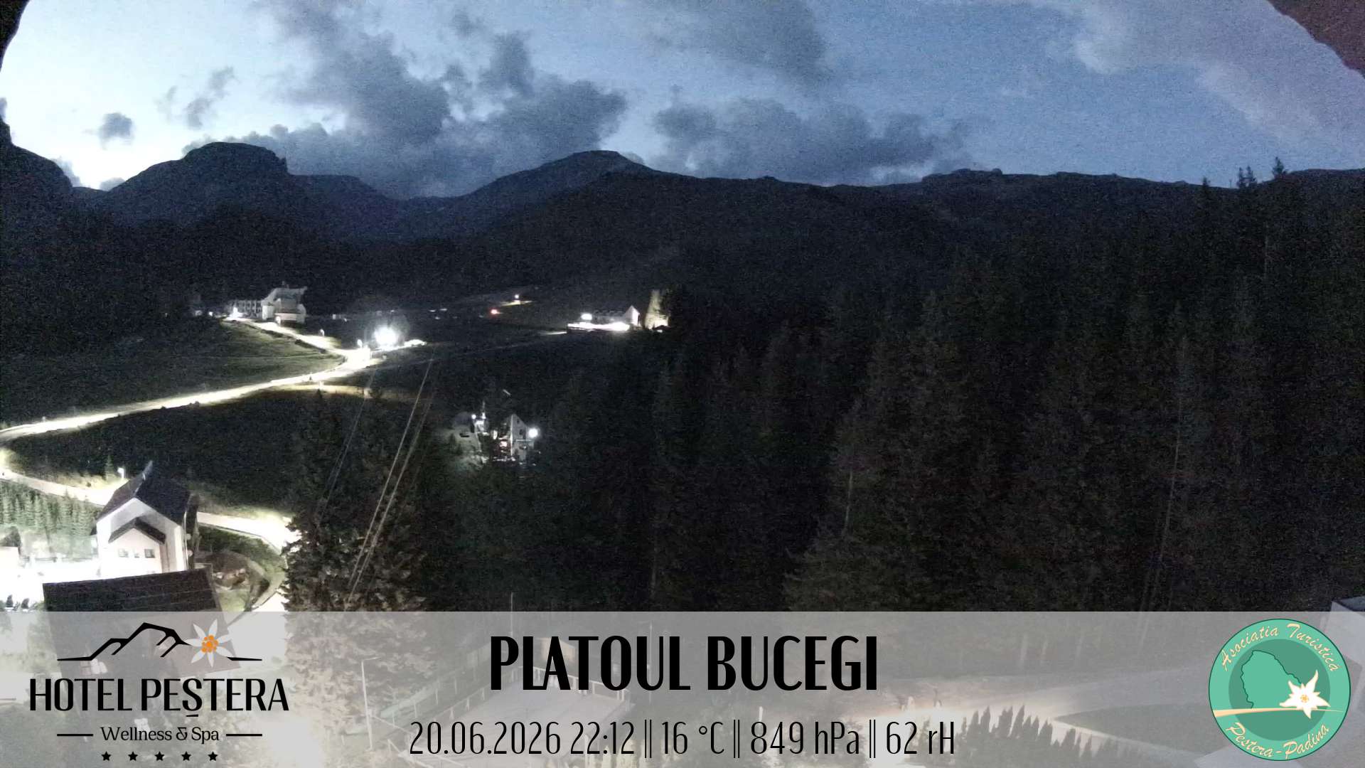 Imagine live Platoul Bucegi, Hotel Peștera, Munții Bucegi